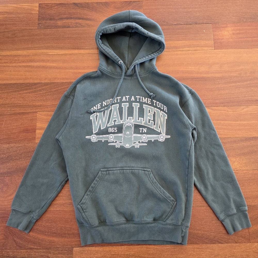 Morgan Wallen 2023 One Night At A Time World Tour Hoodie Green Small Concert